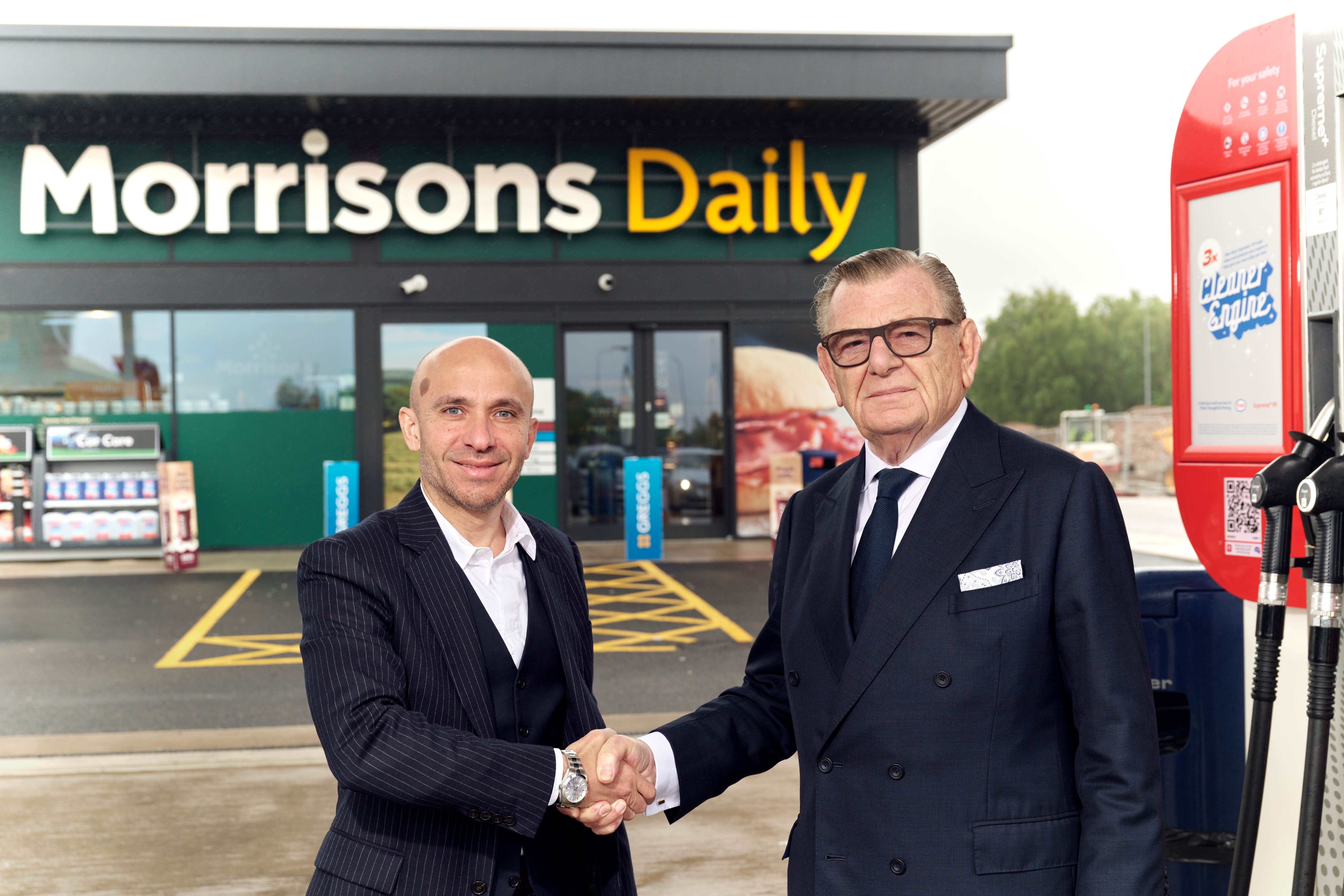 Morrisons and Rontec open 100th convenience store together